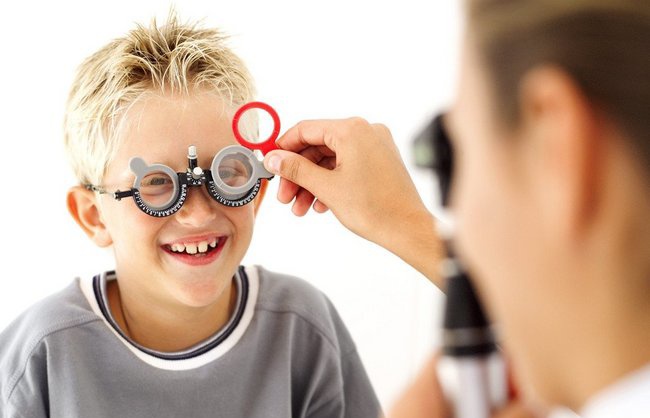 [第1047期]孩子近视并非配副眼镜那么简单