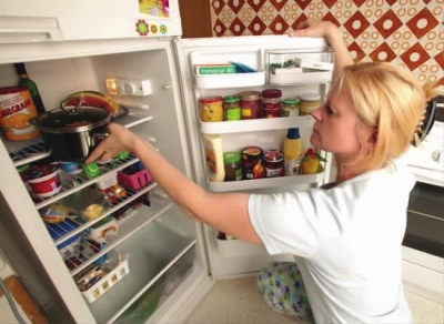 [第1067期]夏季冰箱囤货 小心"冰箱性肠胃炎"